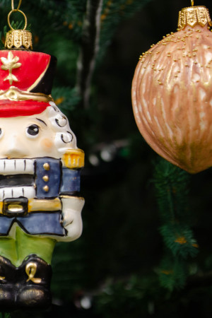 Набор украшений Щелкунчик с орехом 2 шт., стекло, Витус (62282)