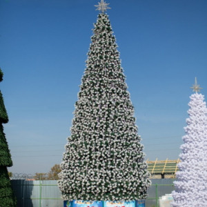 Уличная сосна Уральская зеленая с белыми кончиками 24 м., каркасная, Леска, Green Trees (GT24URLESWK)