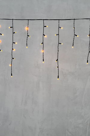 Светодиодная бахрома с колпачком 3,1*0,5 м., 120 желтых LED ламп, черный провод ПВХ, IP65, LTC (PIL120CAP-11-2Y)