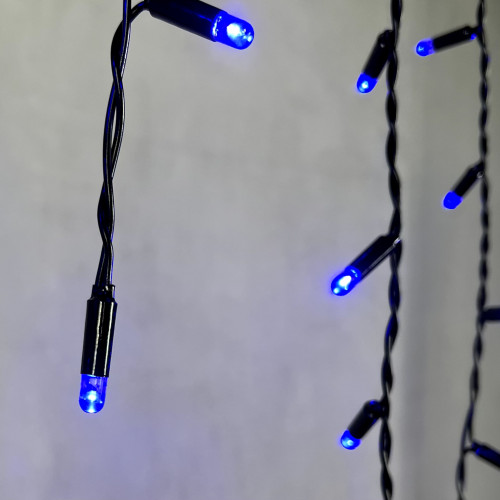 Светодиодная бахрома с колпачком 3,1*0,5 м., 120 синих LED ламп, черный провод ПВХ, IP65, LTC (PIL120CAP-11-2B)