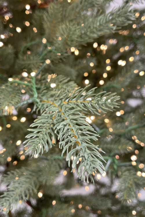 Ель Лесная Фея 210 см., 4500 LED ламп, 100% литая хвоя, ChristmasDeLuxe (70001)