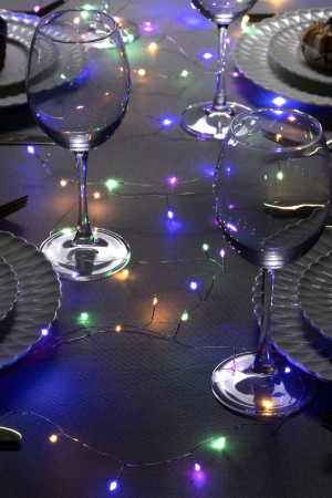 Гирлянда нить-роса 5 м., IP20, серебристая нить, 100 мульти LED, 2 режима, AAх3, Luazon Lighting (5198380)