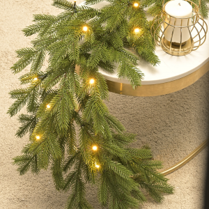 Хвойная ветвь Графская  180 см., 30 тепл.белый led., 100% литая хвоя, ЕлкиТорг (52117)
