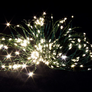 Светодиодная нить Роса 15 м., 150 теплых белых LED ламп, прозрачный провод, Winner (ww.01.4G.150-)