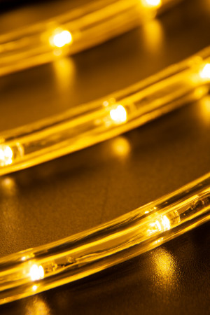 Дюралайт светодиодный 2-х проводной, диаметр 10 мм., 220В, теплые белые LED лампы 30 шт на 1 м., бухта 100 м., статика, Teamprof (TPF-DL-2WH-100-10mm-240-WW)