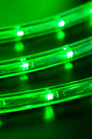 Дюралайт светодиодный 2-х проводной, диаметр 10 мм., 220В, зеленые LED лампы 30 шт на 1 м., бухта 100 м., статика, Teamprof (TPF-DL-2WH-100-10mm-240-G)