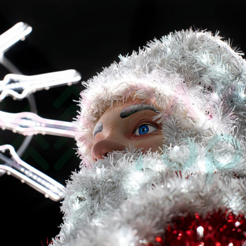 Светодиодная фигура из мишуры Дед Мороз в красной шубе 4.15 м., Conso (3DGR815-R)