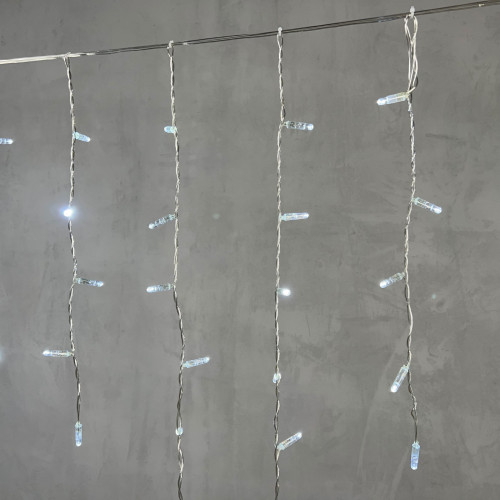 Светодиодная бахрома с колпачком 3,2*0,9 м., 180 холодно-белых LED ламп, прозрачный провод ПВХ, IP65, LTC (PIL180CAP-10-2W)