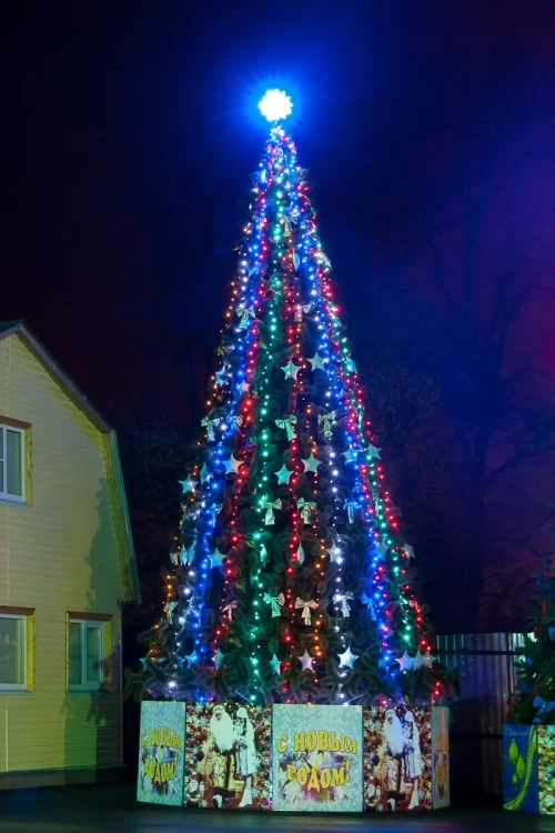  Комплект освещения Классик для елей высотой 21 м., 16800 LED, 70 шт.*24 м., Green Trees (Klassik21)