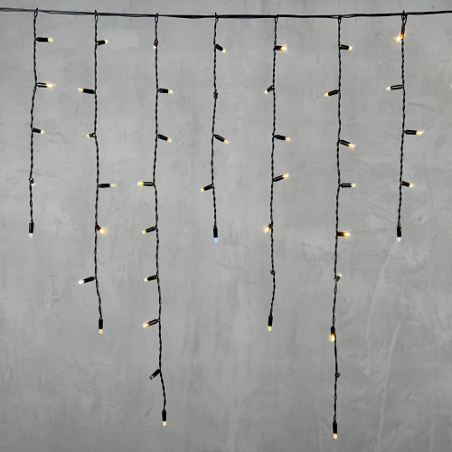 Светодиодная бахрома с колпачком 3,2*0,9 м., 180 теплых белых LED ламп, мерцание, черный провод ПВХ, IP65, LTC (PIL180BLWCAP-11-2WW)