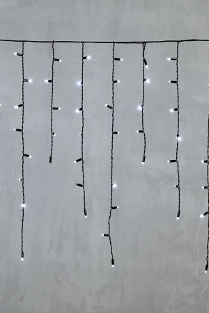 Светодиодная бахрома с колпачком 3,2*0,9 м., 180 холодных белых LED ламп, мерцание, черный провод ПВХ, IP65, LTC (PIL180BLWCAP-11-2W)