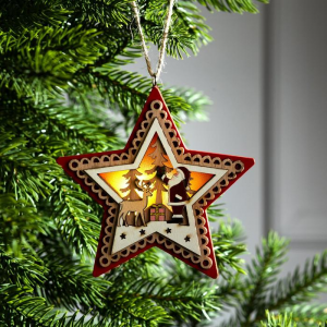 Ёлочная игрушка Красная звезда с Дедом Морозом 12х2 см., от батареек, свечение тёплое белое, Luazon Lighting (6117363)