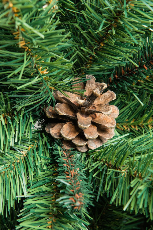 Искусственная елка Снежная королева зеленая 240 см., мягкая хвоя, ЕлкиТорг (32240)