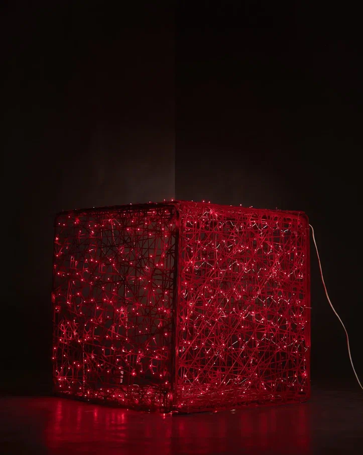 Светодиодная инсталляция Куб 30 см., Сад Радости (SR301) Светодиодная инсталляция Куб 30 см., Сад Радости (SR301)