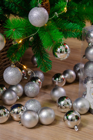 Набор пластиковых шаров Толедо 60 мм, серебро, 30 шт, Kaemingk (023264) 