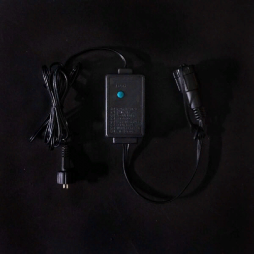 Контроллер для силиконовых нитей с возможностью управления, 24В., до 600 LED, провод черный каучук, IP65, Beauty Led (EF8-1A-1)